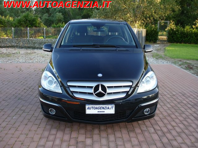 MERCEDES-BENZ B 180 usata 3