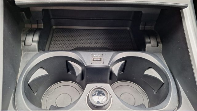 BMW 320 usata, con Isofix