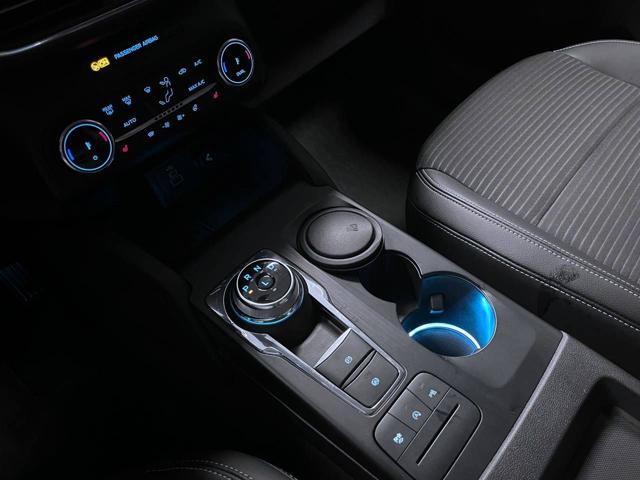 FORD Kuga usata, con Controllo automatico clima