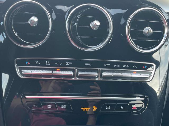 MERCEDES-BENZ GLC 220 usata 32