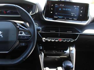 PEUGEOT 2008 usata, con Sedile posteriore sdoppiato