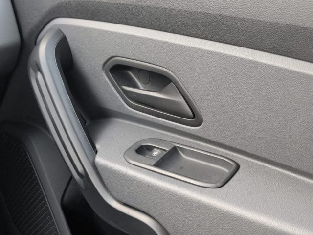 DACIA Duster usata 19