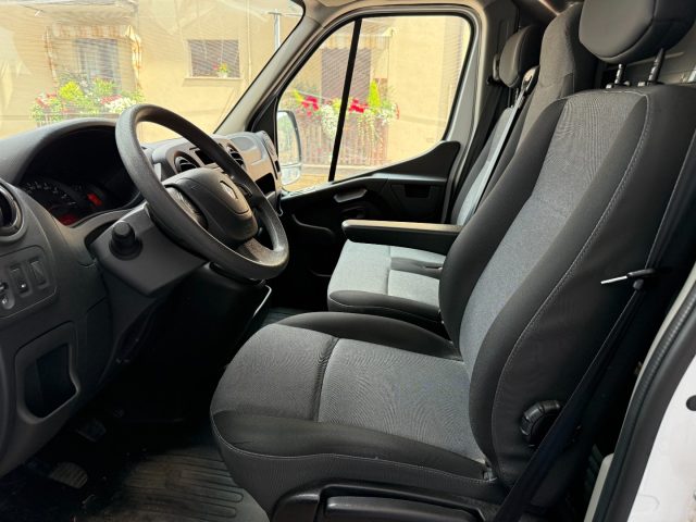 RENAULT Master usata, con Sensore di pioggia