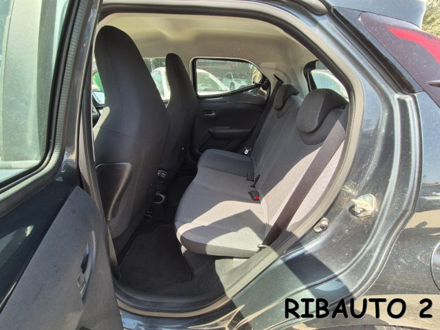 TOYOTA Aygo usata, con Sound system