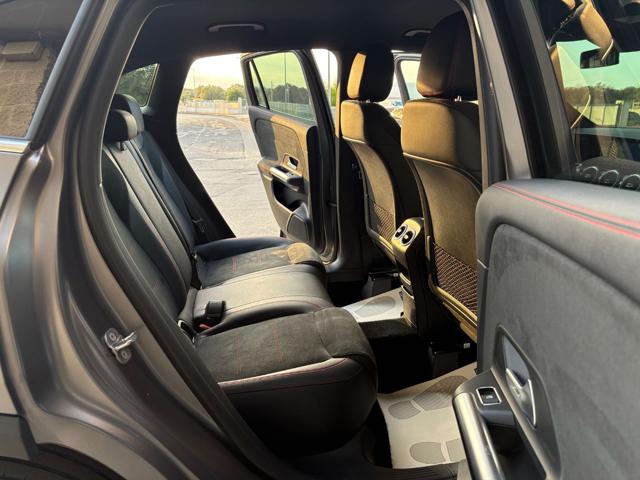 MERCEDES-BENZ GLA 200 usata, con Climatizzatore