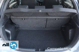 TOYOTA Yaris usata 15