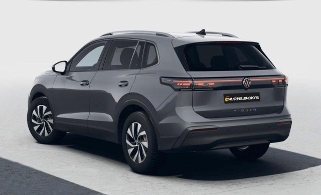 VOLKSWAGEN Tiguan usata, con Boardcomputer