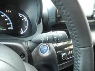 TOYOTA Yaris Cross usata, con Supporto lombare