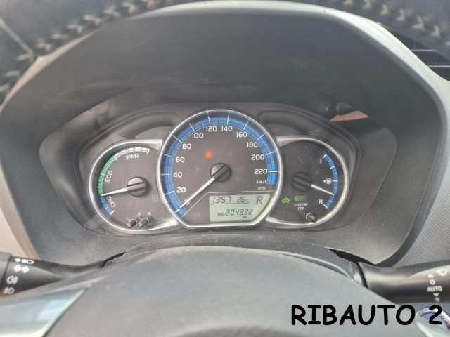 TOYOTA Yaris usata, con Sensore di luce