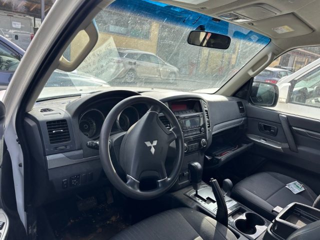 MITSUBISHI Pajero usata, con Airbag laterali