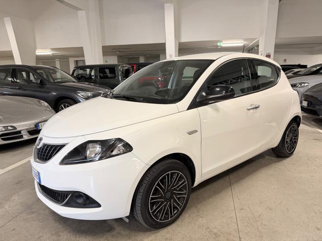 LANCIA Ypsilon usata, con Airbag