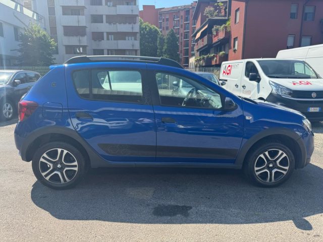 DACIA Sandero usata, con Airbag Passeggero