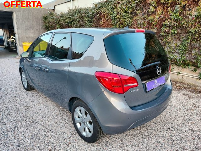 OPEL Meriva usata, con Specchietti laterali elettrici