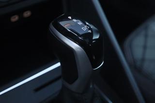 VOLKSWAGEN Taigo usata, con Touch screen