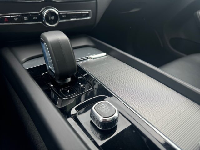 VOLVO XC60 usata, con Regolazione elettrica sedili