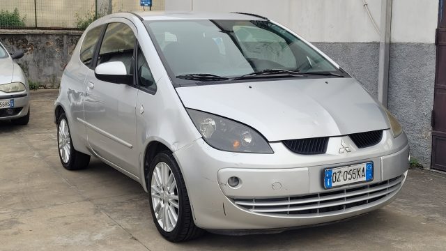 MITSUBISHI Colt usata, con ABS