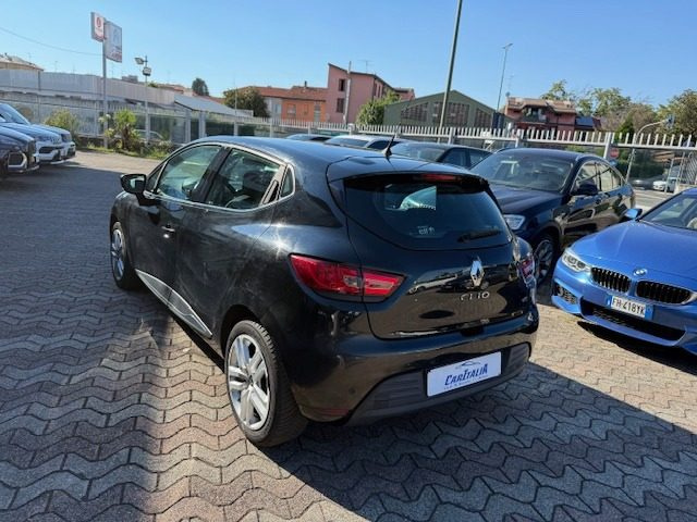 RENAULT Clio usata, con Alzacristalli elettrici