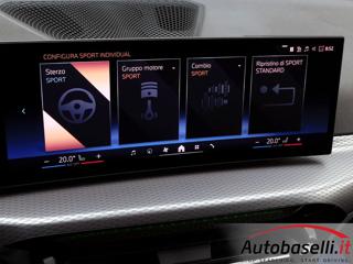 BMW 330 usata, con Schermo multifunzione interamente digitale
