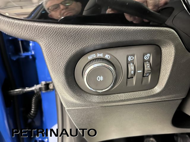 OPEL Corsa usata, con Climatizzatore
