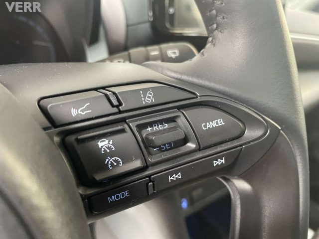 TOYOTA Yaris usata, con Sedili riscaldati