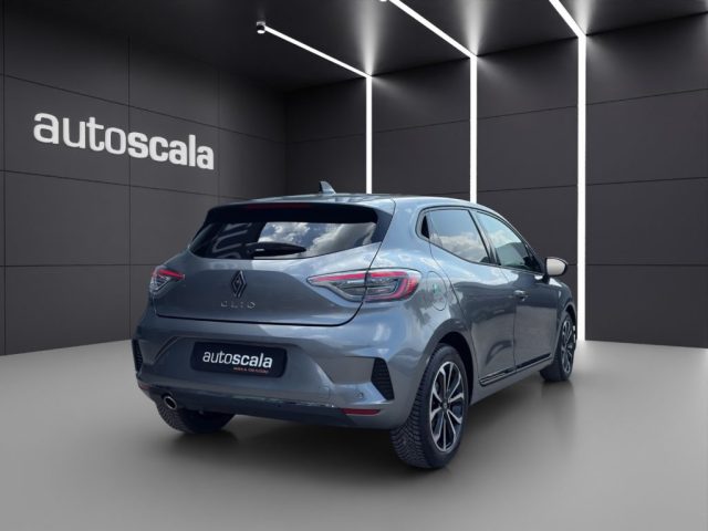 RENAULT Clio usata, con Alzacristalli elettrici