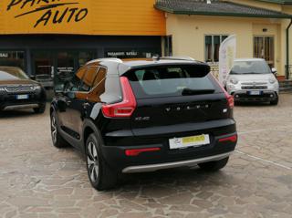 VOLVO XC40 usata, con Airbag laterali