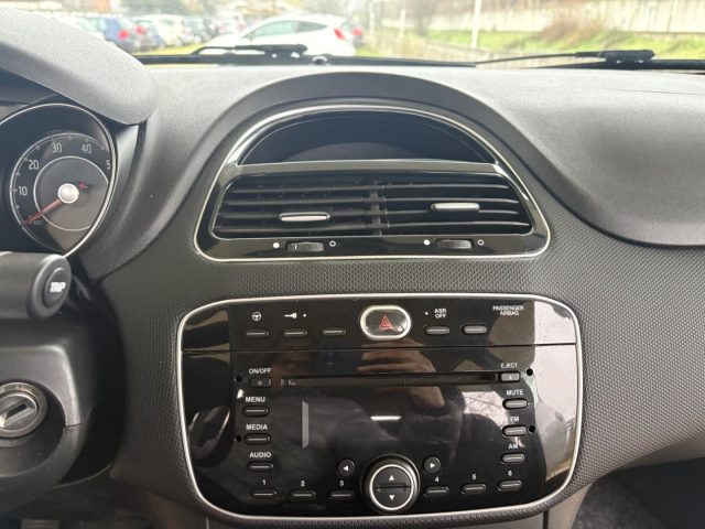 FIAT Punto usata, con USB