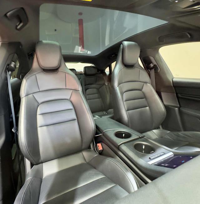 PORSCHE Taycan usata, con ESP