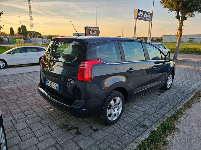 PEUGEOT 5008 usata, con Alzacristalli elettrici