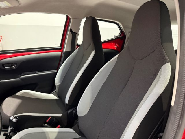 TOYOTA Aygo usata 18