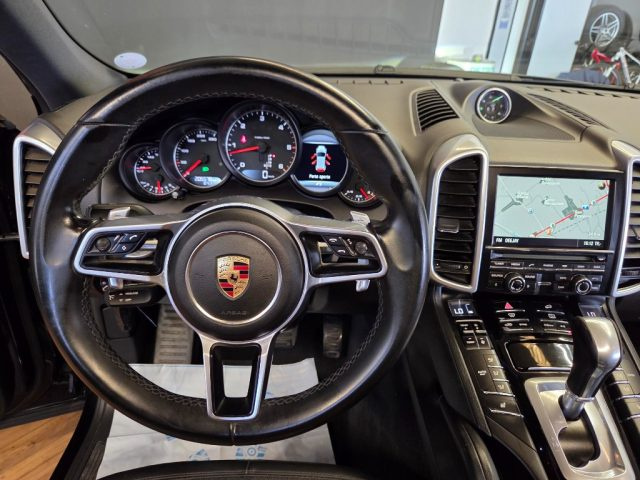 PORSCHE Cayenne usata, con Controllo trazione