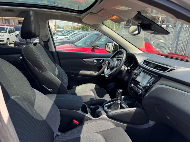 NISSAN Qashqai usata, con Lettore CD