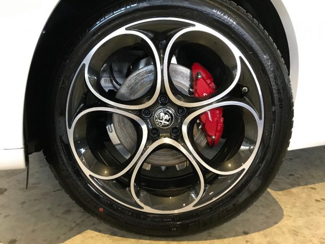 ALFA ROMEO Stelvio usata, con Boardcomputer