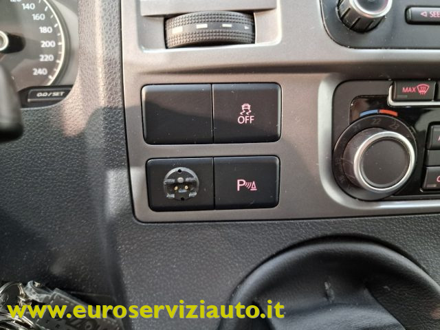 VOLKSWAGEN Multivan usata, con Bracciolo