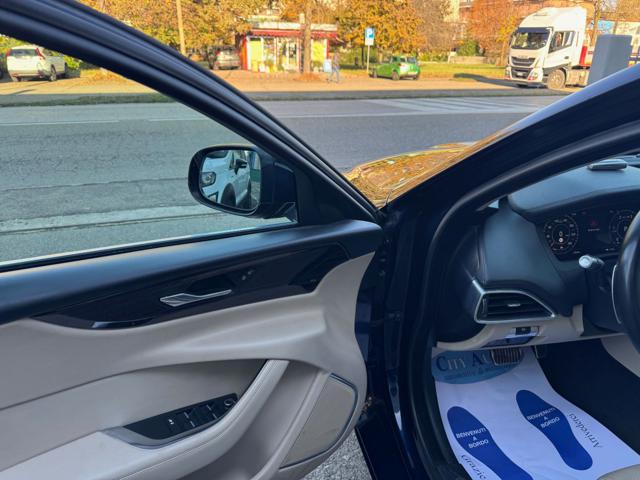 JAGUAR XE usata, con Boardcomputer