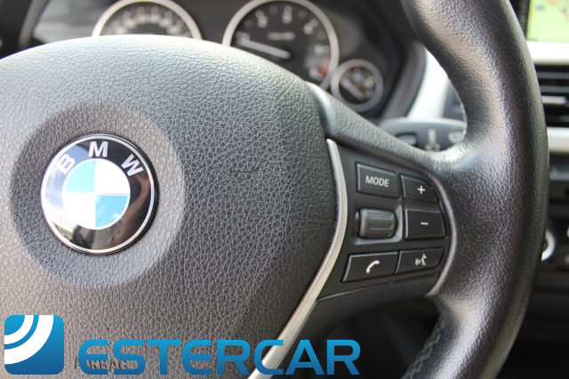 BMW 320 usata, con USB