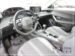 PEUGEOT 2008 usata, con Park Distance Control