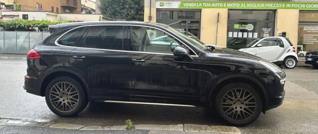 PORSCHE Cayenne usata, con Alzacristalli elettrici