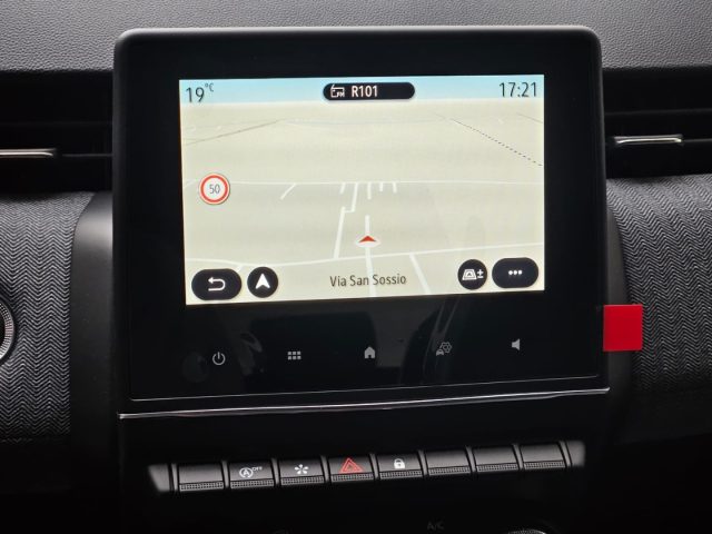 RENAULT Clio usata, con Volante in pelle