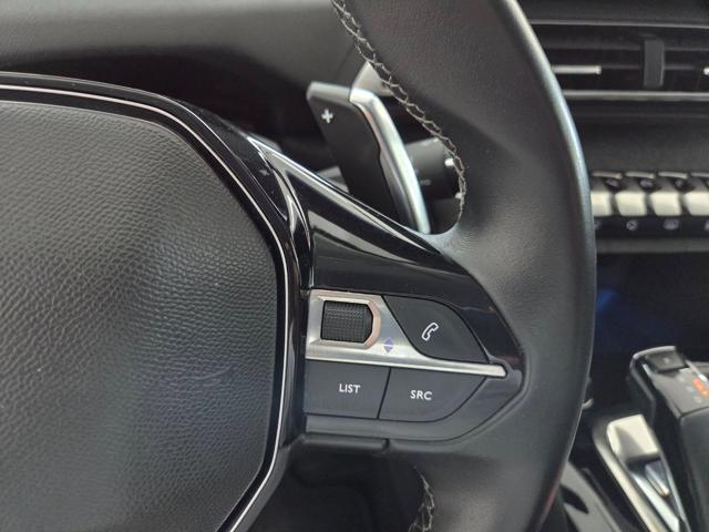 PEUGEOT 5008 usata, con Controllo automatico clima