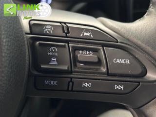 TOYOTA Yaris Cross usata 18