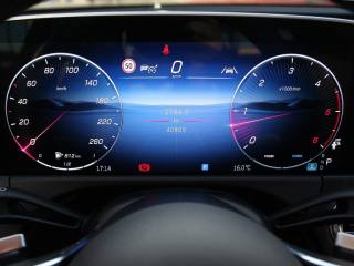 MERCEDES-BENZ E 220 usata, con Volante in pelle