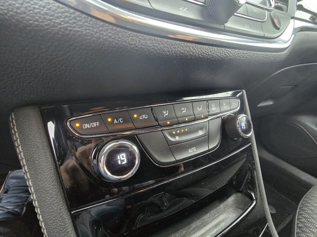 OPEL Astra usata, con Servosterzo