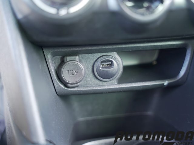PEUGEOT 208 usata 17