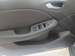 RENAULT Clio usata, con Bluetooth