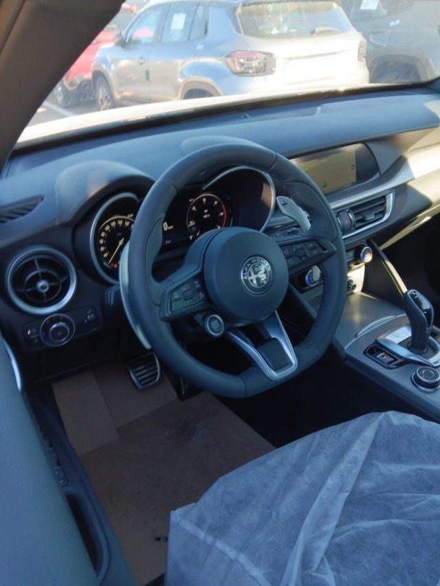 ALFA ROMEO Stelvio usata, con Controllo trazione
