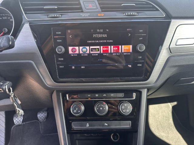 VOLKSWAGEN Touran usata, con Boardcomputer
