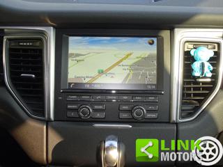 PORSCHE Macan usata, con Autoradio