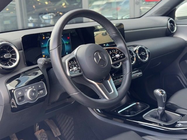MERCEDES-BENZ CLA 180 usata, con Controllo trazione