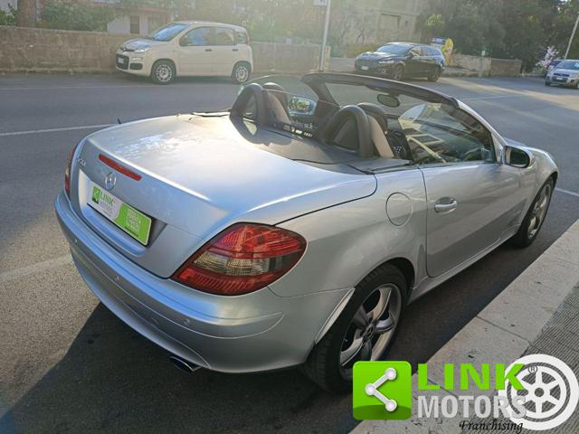 MERCEDES-BENZ SLK 200 usata, con Pneumatici estivi